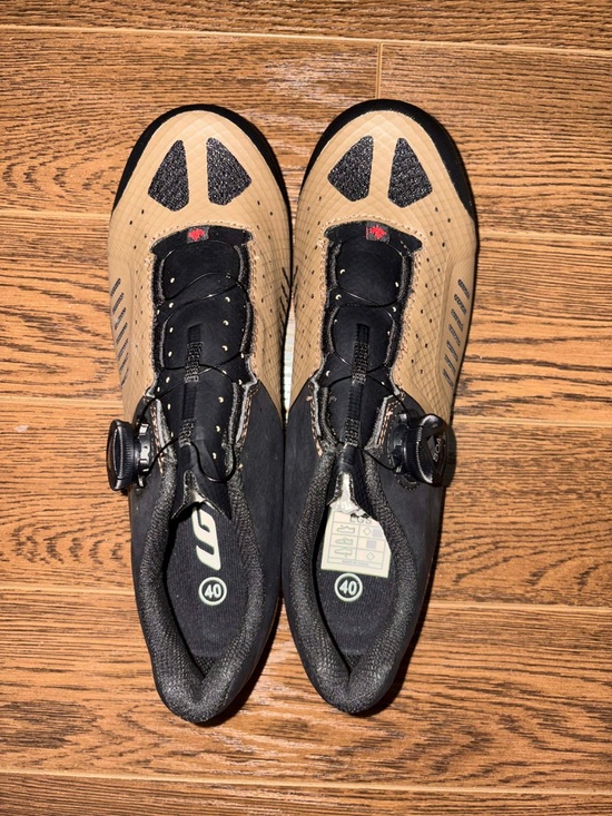 Garneau Other - Men's Athletic Cycling Shoes - Tan and Black